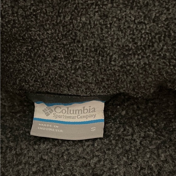 Columbia - Picture 2 of 2